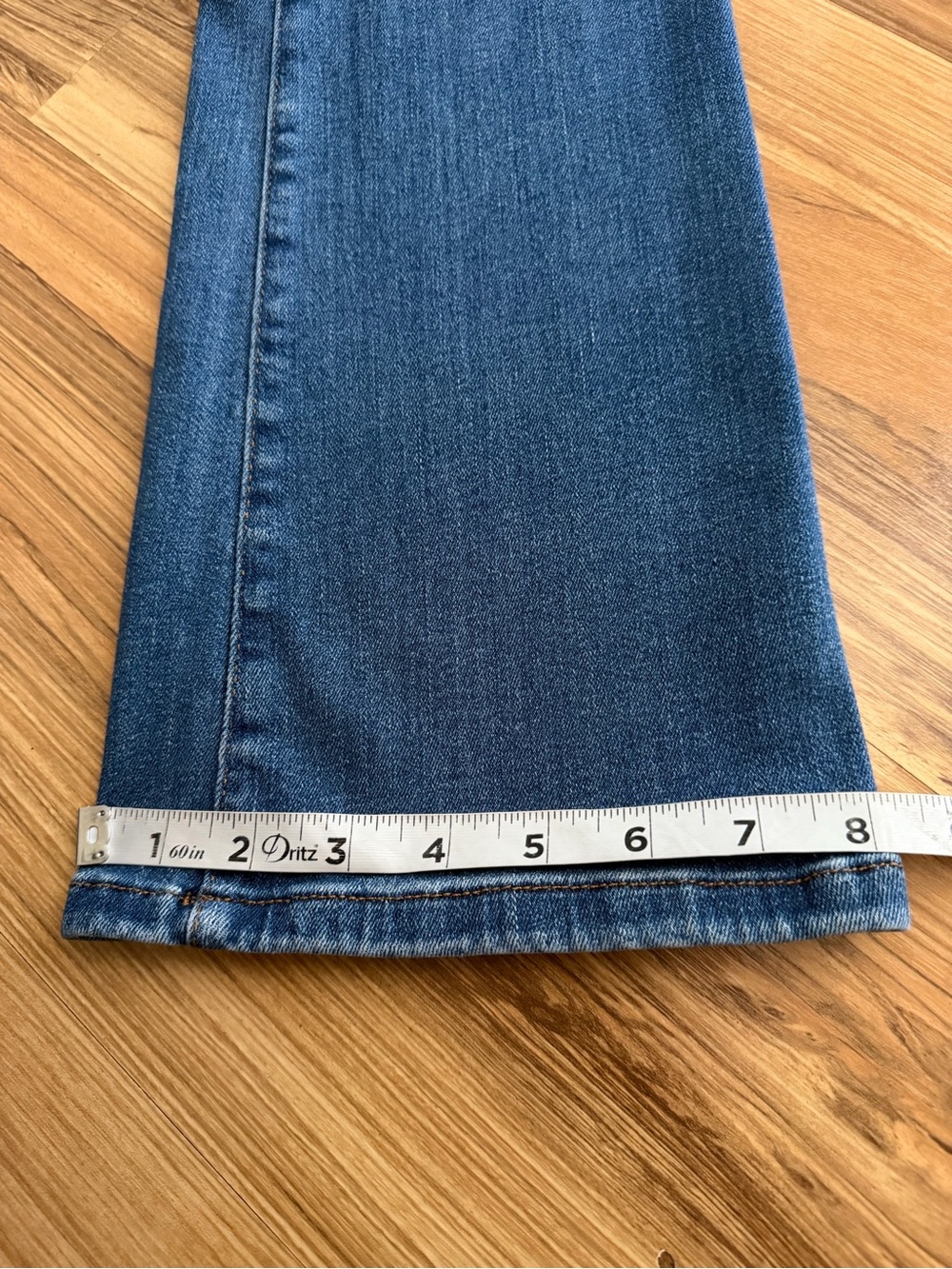 Guess Women’s Mid Rise Bootcut Stretch Jeans Blue Size 27 Waist - Picture 7 of 9
